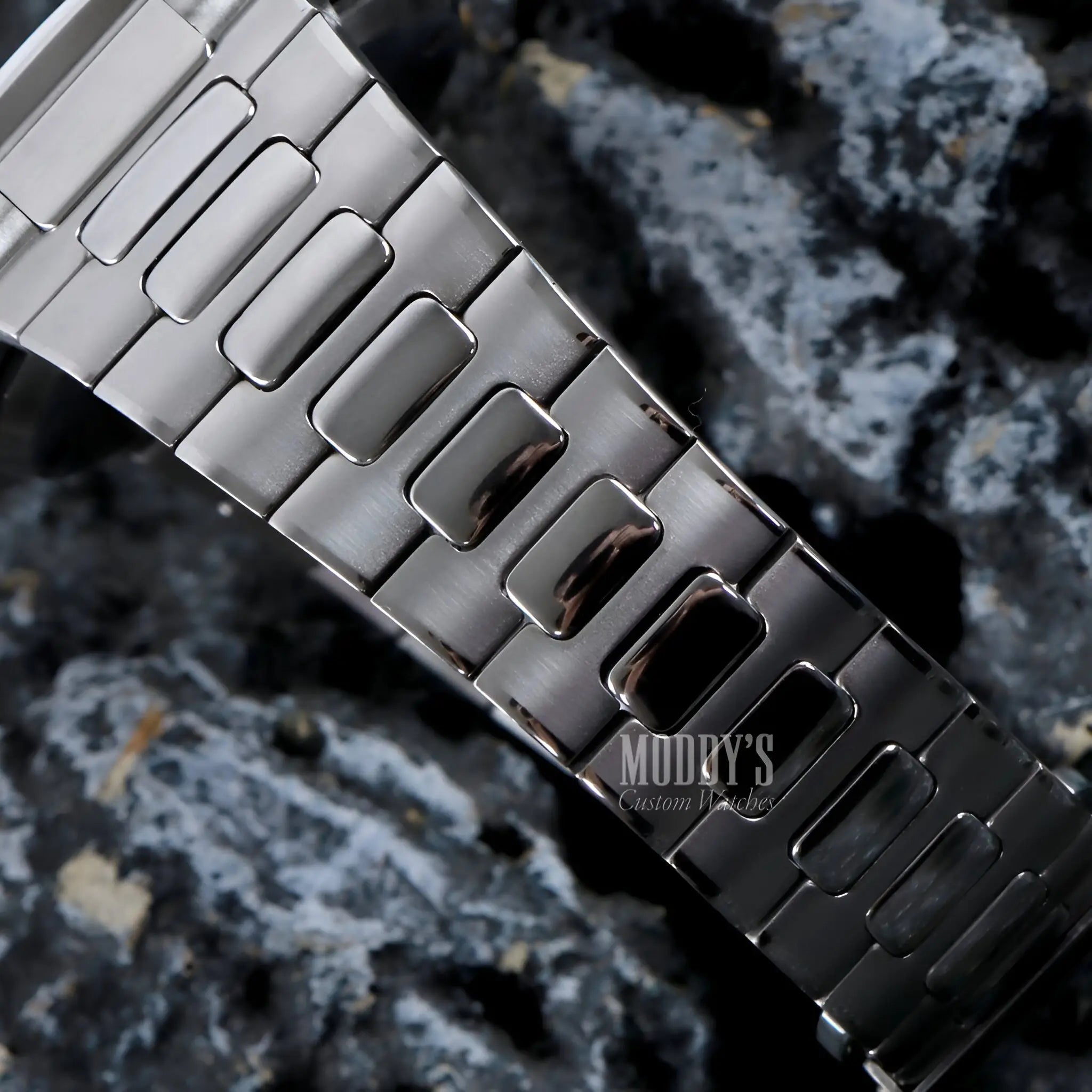 Nautiko | Black Open Movement - Image 3