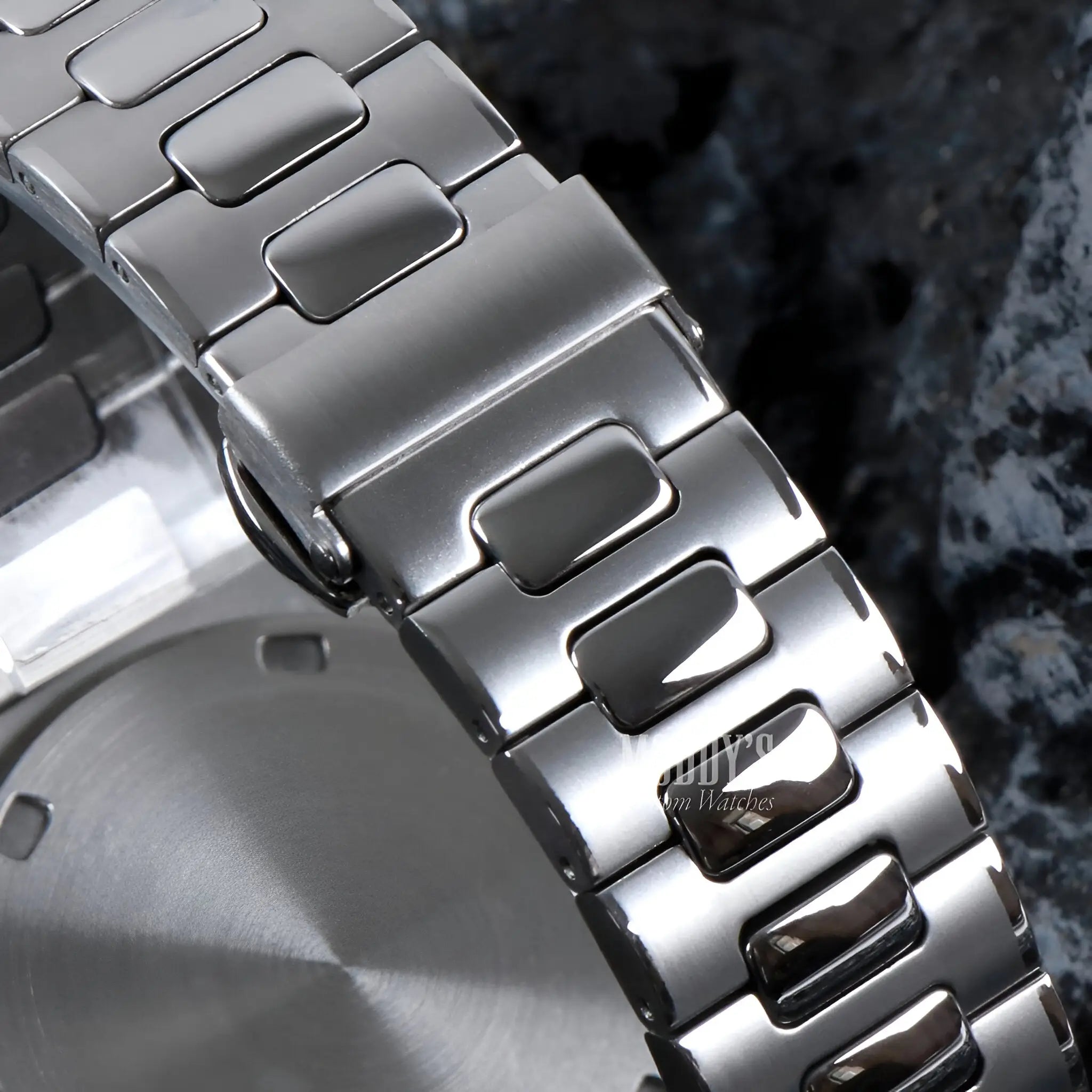 Nautiko | Metallic Green - Image 3